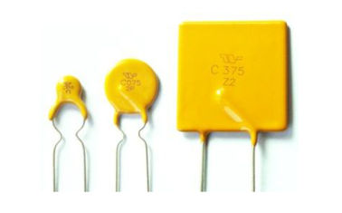 Κίτρινη σειρά θρυαλλίδων 60/72v PPTC PTC επανατοποθετήσιμη για τους βιομηχανικούς ελέγχους