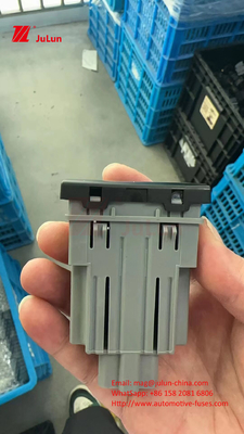 12V 24VFORD Πιέστε το κουμπί διακόπτη κινδύνου διακόπτη φωτός διακόπτη κινδύνου σήμα διακόπτη διακόπτη