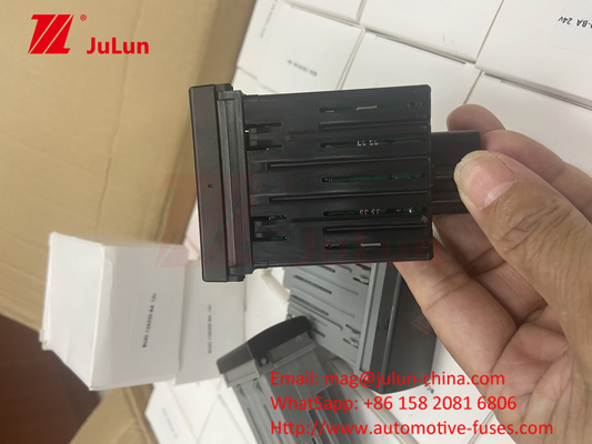 12V 24VFORD Πιέστε το κουμπί διακόπτη κινδύνου διακόπτη φωτός διακόπτη κινδύνου σήμα διακόπτη διακόπτη