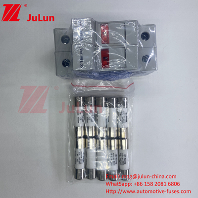 10x38mm 32A Ασημένιο στοιχείο Ηλιακή ασφάλεια για φωτοβολταϊκή RT18-32X 10*38mm κυλινδρικό κάλυμμα ασφάλειας με 32A 690V χαμηλή