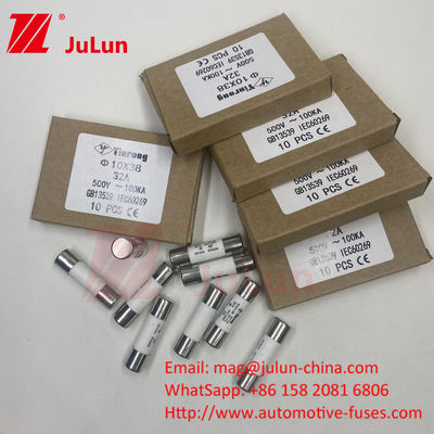 10*38mm FUSE 15A 690VDC Panel Mount Ηλιακή φωτοβολταϊκή ασφάλεια για ισχυρή προστασία από φωτοβολταϊκές χορδές