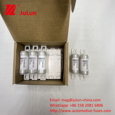 8A 700VDC EV1845 10kA Δυνατότητα σπάσματος Τερματικό βρόγχος EV HEV ασφάλιστρα