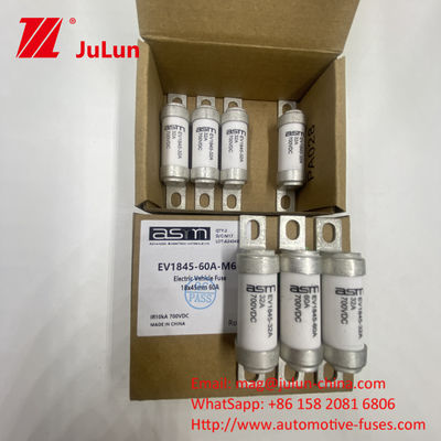 8A 700VDC EV1845 10kA Δυνατότητα σπάσματος Τερματικό βρόγχος EV HEV ασφάλιστρα