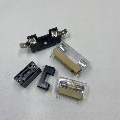 Εγκατάσταση πλακέτων PCB 6*30mm Κρατήρας ασφάλειας αυτοκινήτου με Κρατήρα ασφάλειας γυαλιού 5*20mm