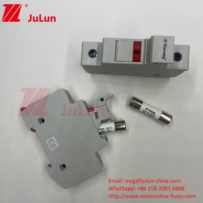 10x38mm 32A Ασημένιο στοιχείο Ηλιακή ασφάλεια για φωτοβολταϊκή RT18-32X 10*38mm κυλινδρικό κάλυμμα ασφάλειας με 32A 690V χαμηλή