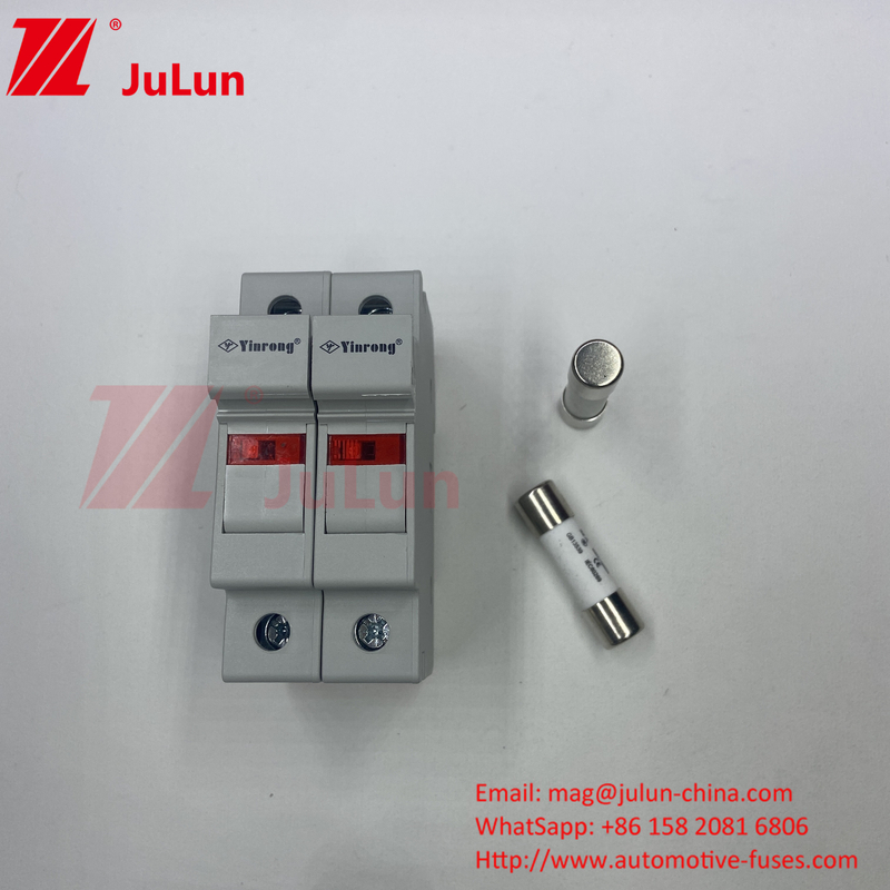 PV-30 CE TUV 10*38mm Dc 6A 8A 10A 12A 15A 20A 25A 32A PV Ηλιακή ασφάλεια Dc 1000V με θήκη ασφαλείας