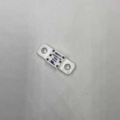 150A 150VDC Μετατροπή ισχύος Κηραμικές αυτοκινητοβιομηχανικές ασφάλειες Μεγάλη ικανότητα σπάσματος 16KA 20KA με συνιστώμενη σφιχτή ροπή 11-13N·m Για M8